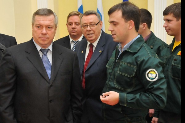 Губернатор Ростовской области В.Ю.
Голубев посетил РГУПС