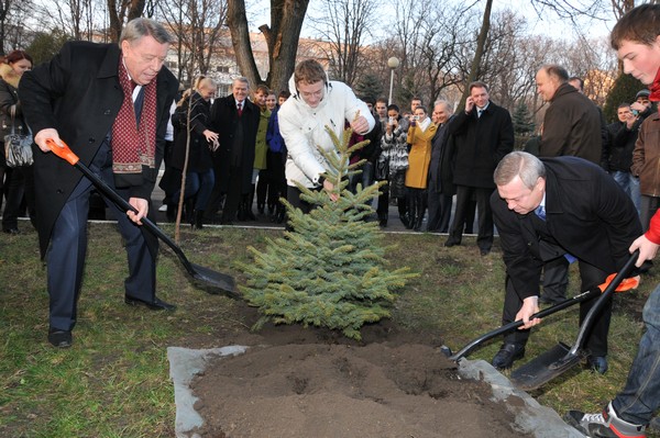 Губернатор Ростовской области В.Ю.
Голубев посетил РГУПС