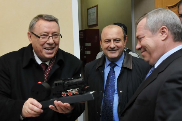 Губернатор Ростовской области В.Ю.
Голубев посетил РГУПС